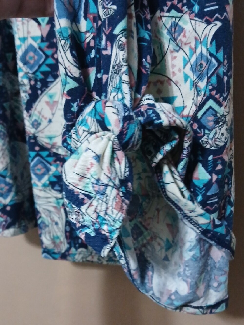 LuLaRoe Disney Princess Perfect T Large - Picture 6 of 7